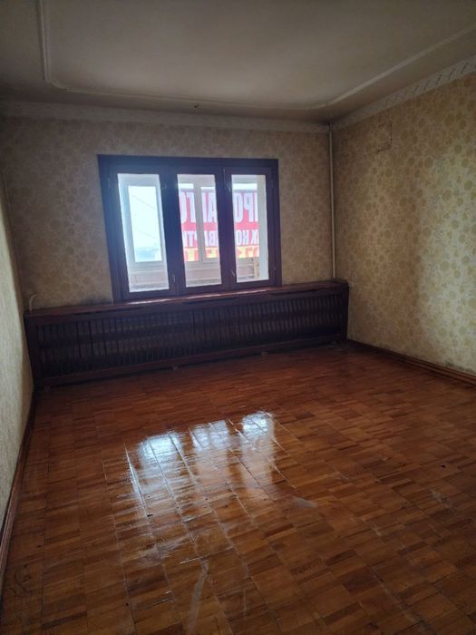 Срочно Продаётся 4-х комнатная квартира