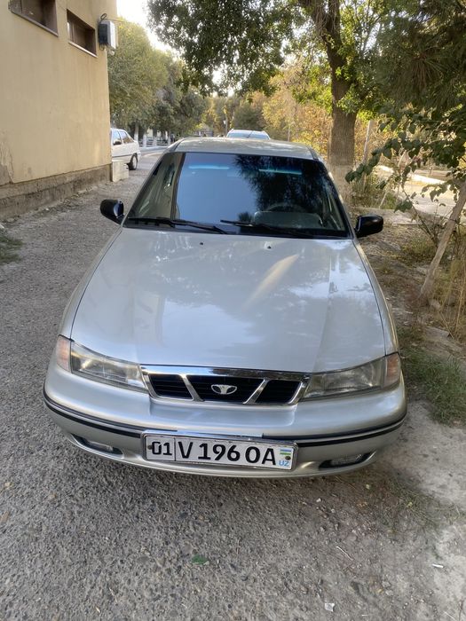 Nexi 1 srochno arzon sotiladi 1 qo’l moshincha