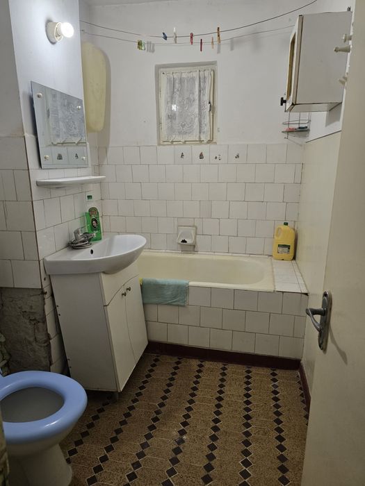 REACTUALIZAT / DISPONIBIL Apartament 2 camere decomandat de vanzare