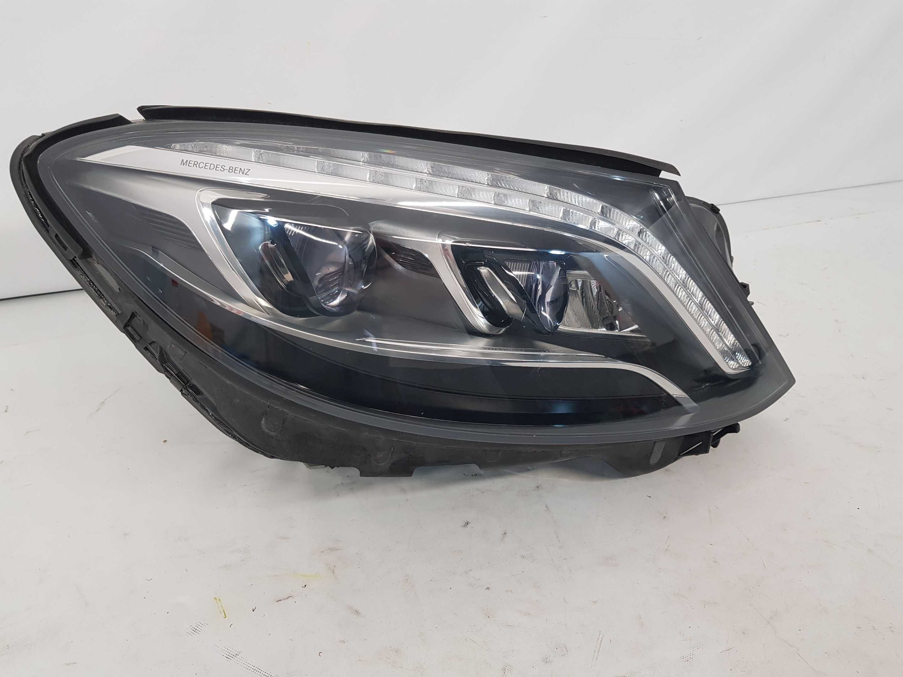 Far dreapta full led ILS Mercedes S Class W222 dupa 2013