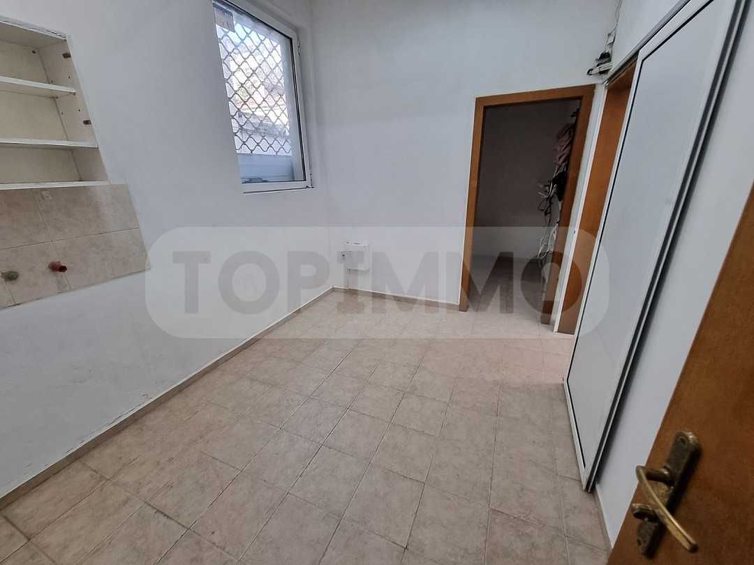 Дава се под наем Магазин в Варна, Общината - 54 кв.м за 612 € - Снимка #4