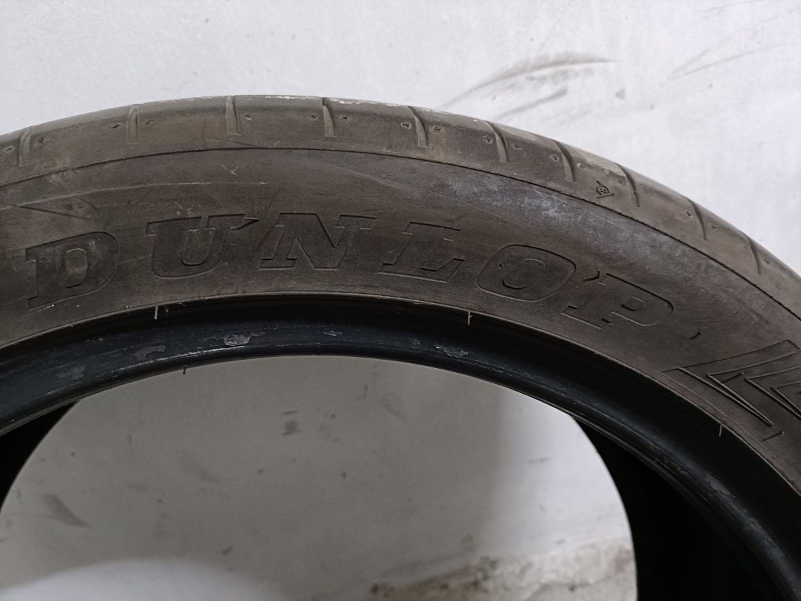 Продавам гуми DUNLOP 235/45/18