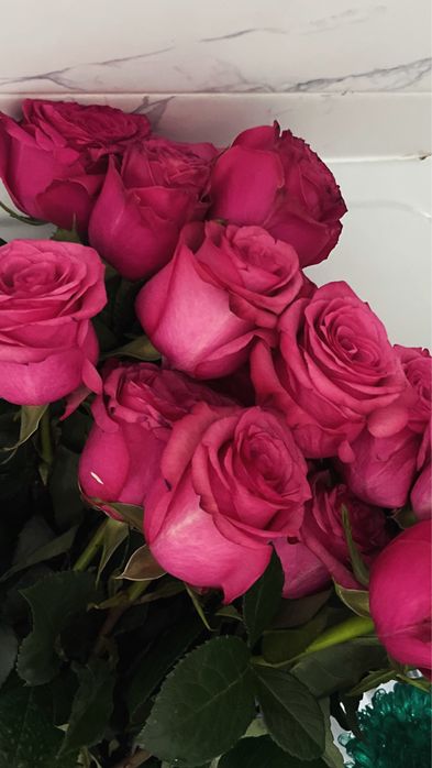 Цветы розы,ромашка в наличии их много,можно отдельно за