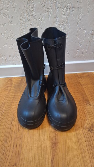 Резиновые галоши . Овербуты . Резиновые сапоги.  Резиновые бахилы.