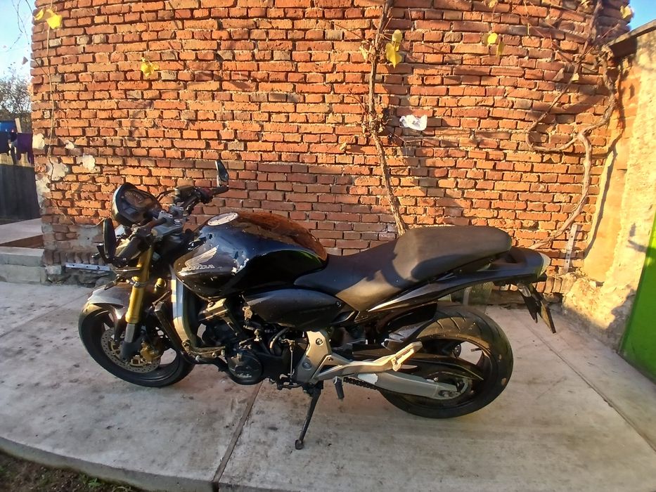 Vând Honda Hornet PC41 A2