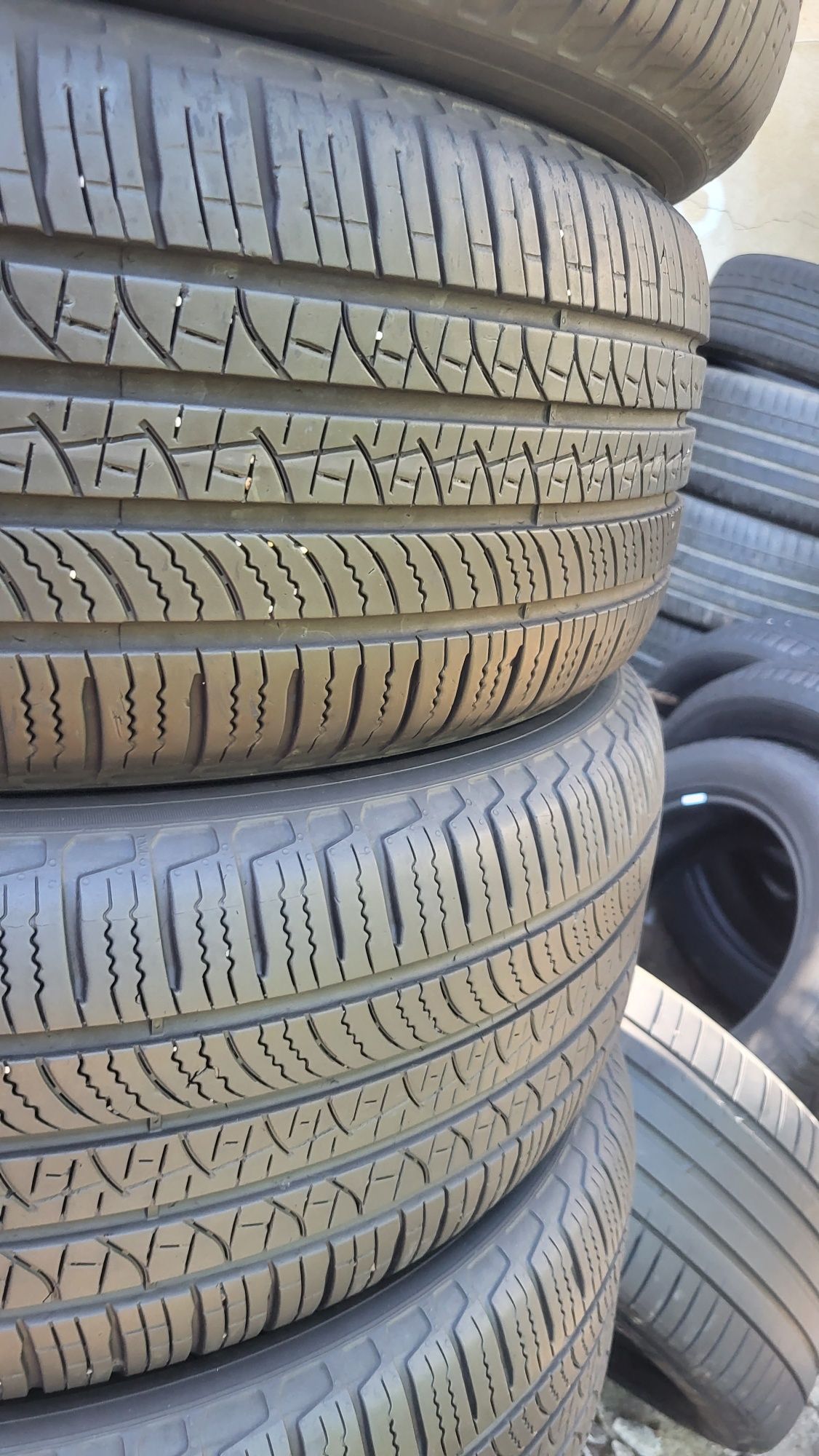4бр. 255 60 20 Pirelli всесезонни.
