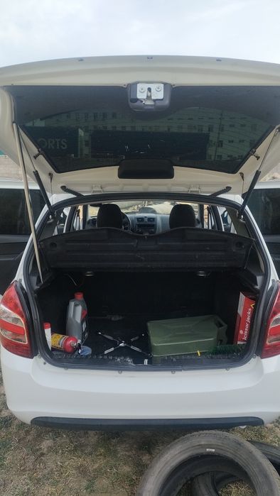 Лада Калина автокөлігі сатылады немесе автомат қораптағы көлікке айырб