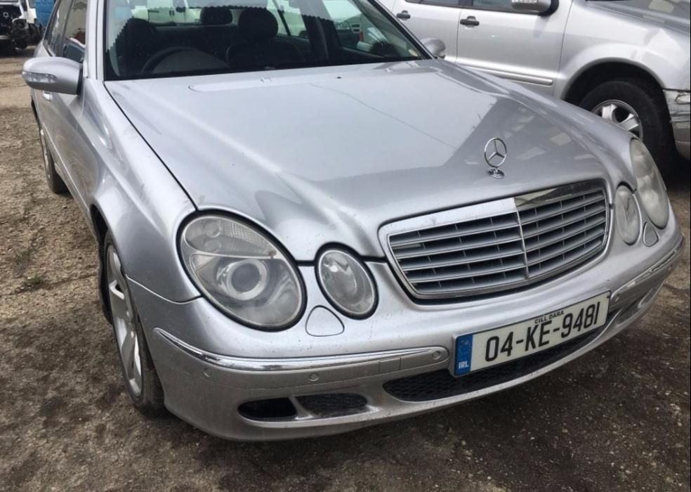 Dezmembrez Mercedes E-CLASS W211 2004 Berlina 320