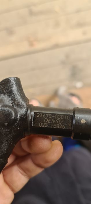 Injectoare toyota corolla verso d4d 2.0diesel