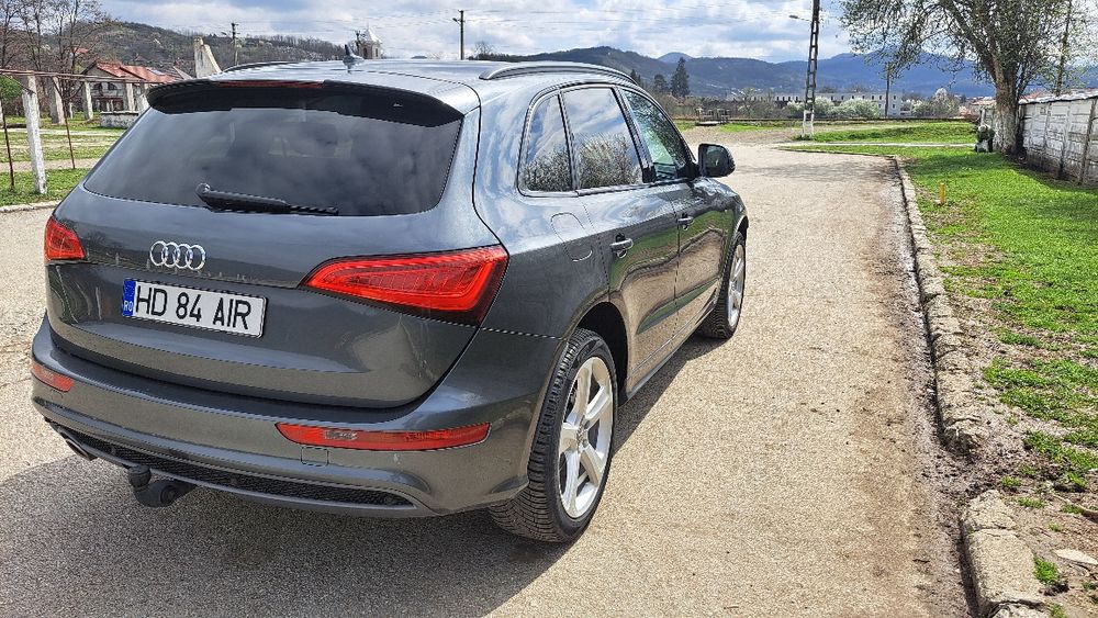Audi Q5 S line stare impecabilă