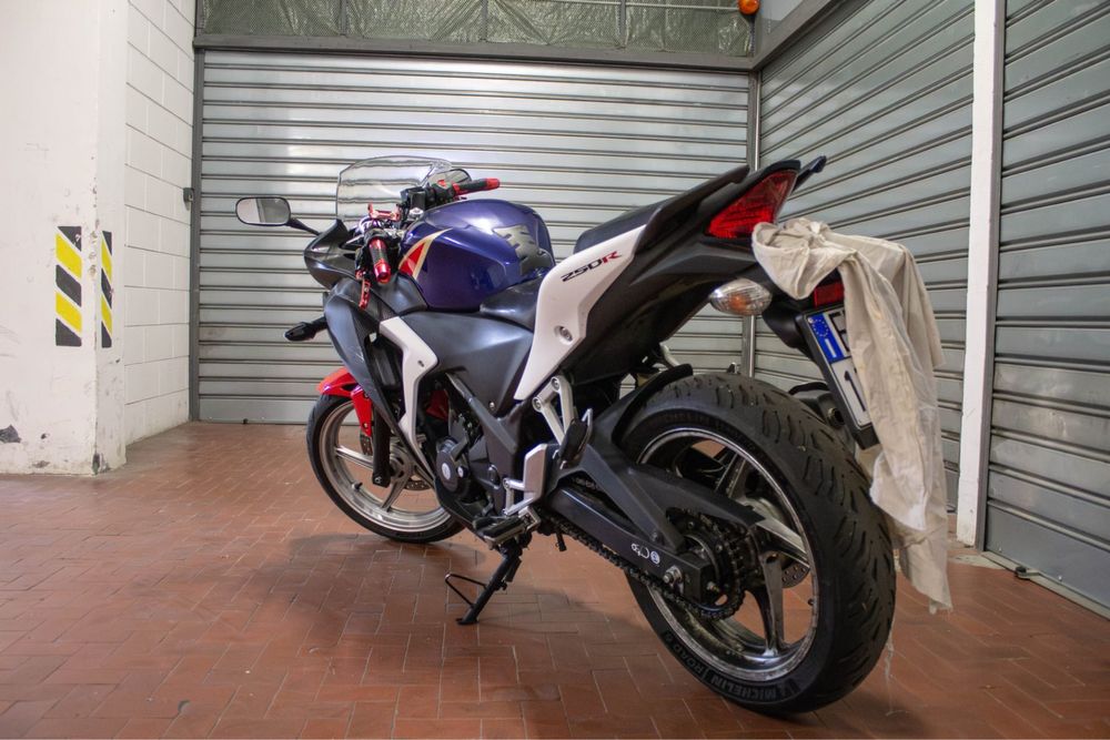 Honda CBR 250 r A2 RAR facut