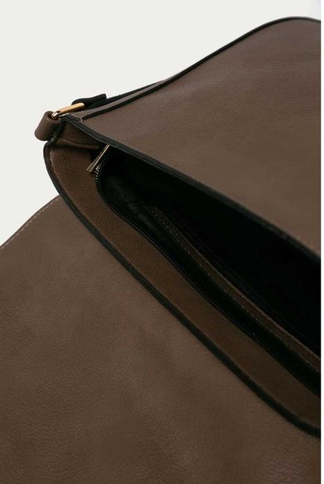 Geantă piele ecologică de mână din colecția Medicine - maro