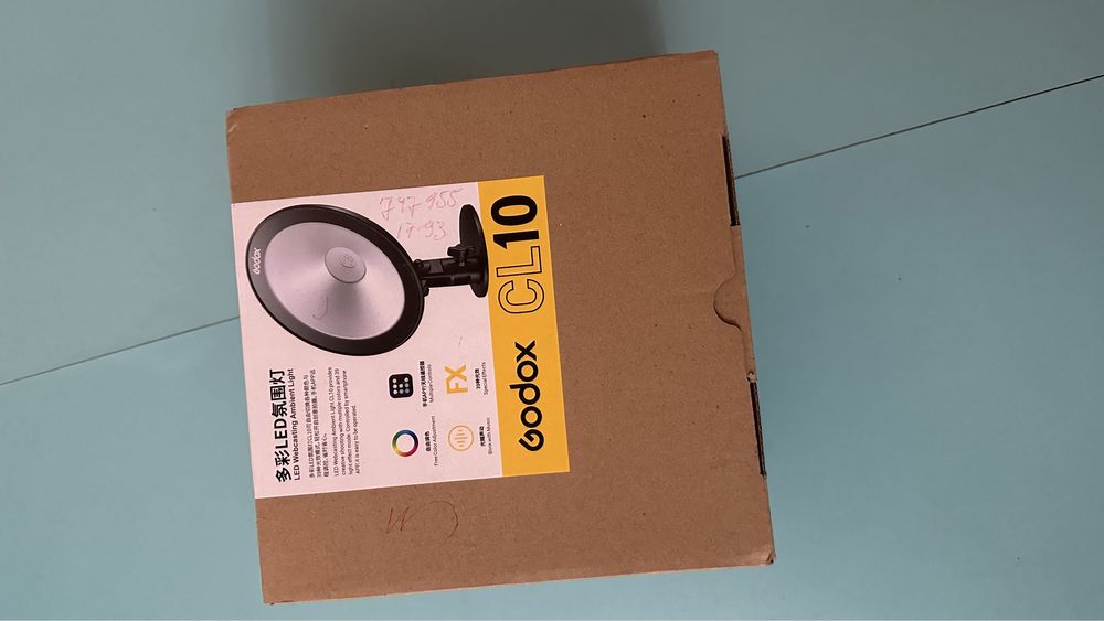 Осветитель светодиодный Godox Light CL10 для видеосъемки
