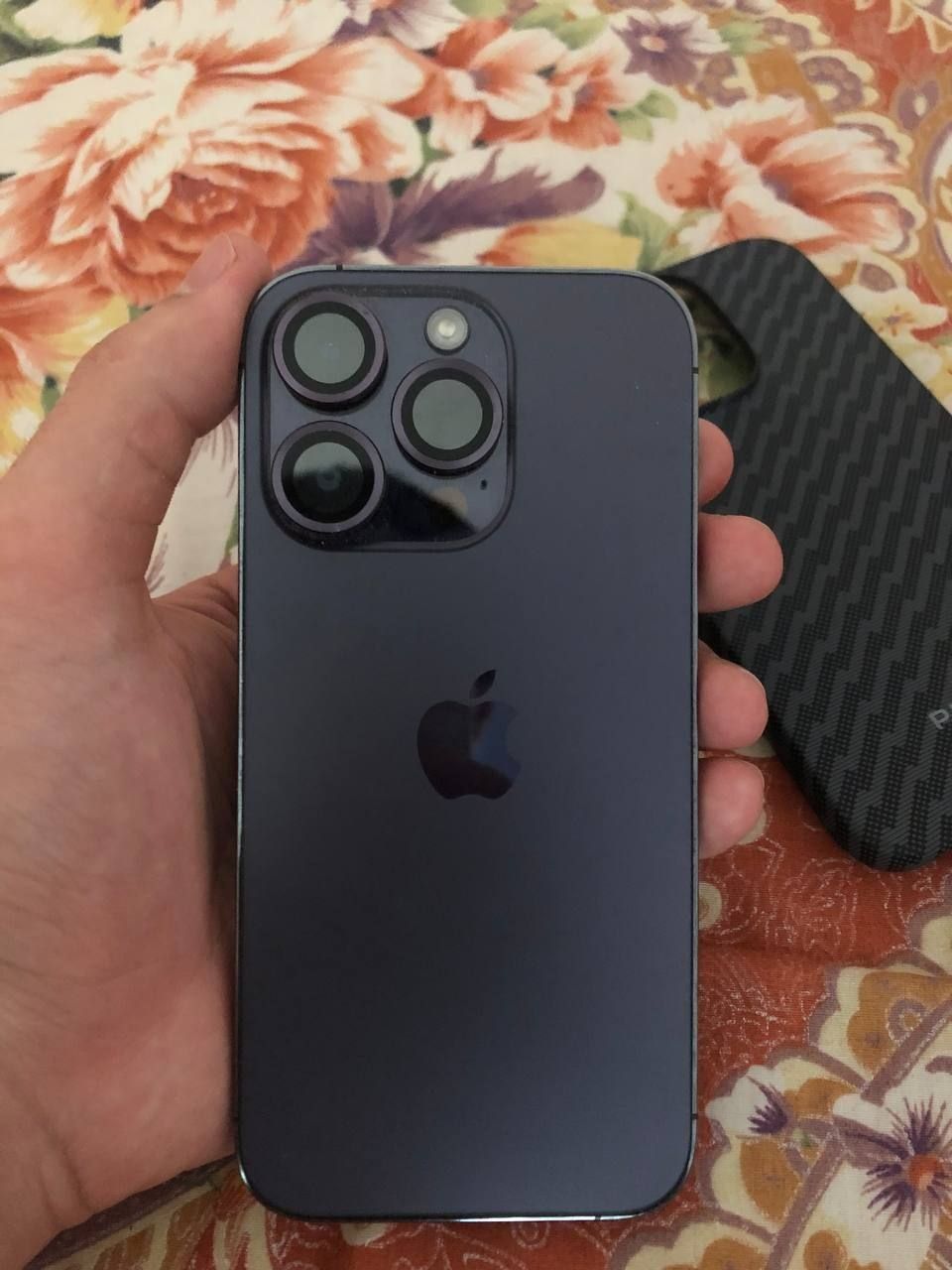 iPhone 14 pro variant