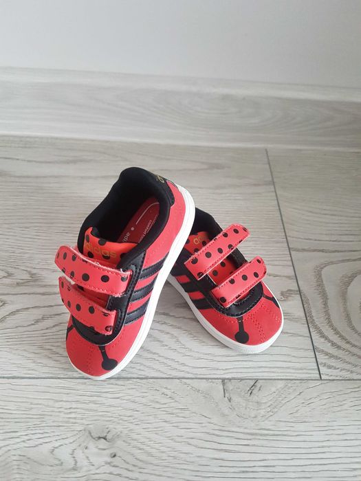 Бебешки кецове / маратонки Adidas