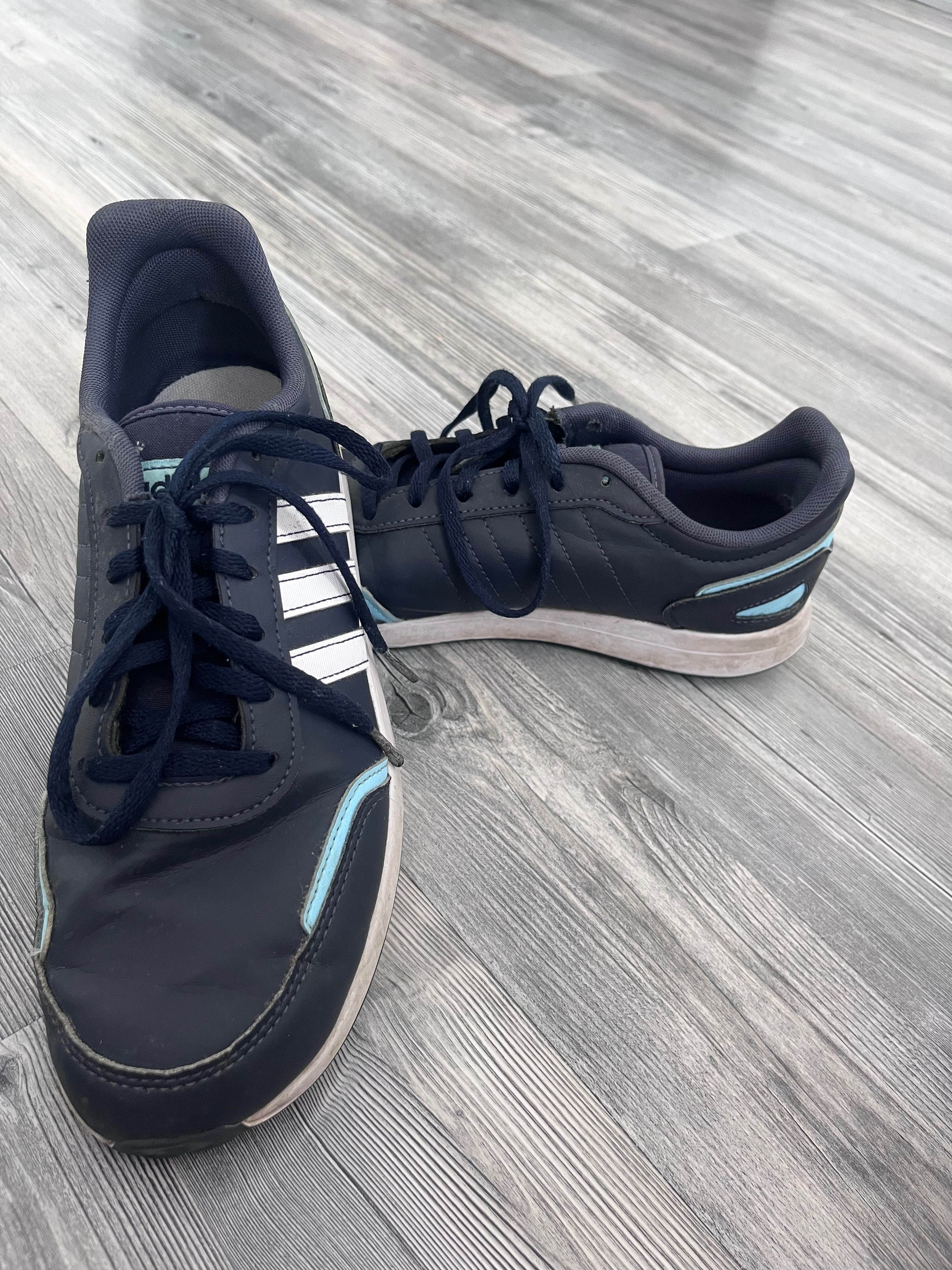 Маратонки Adidas