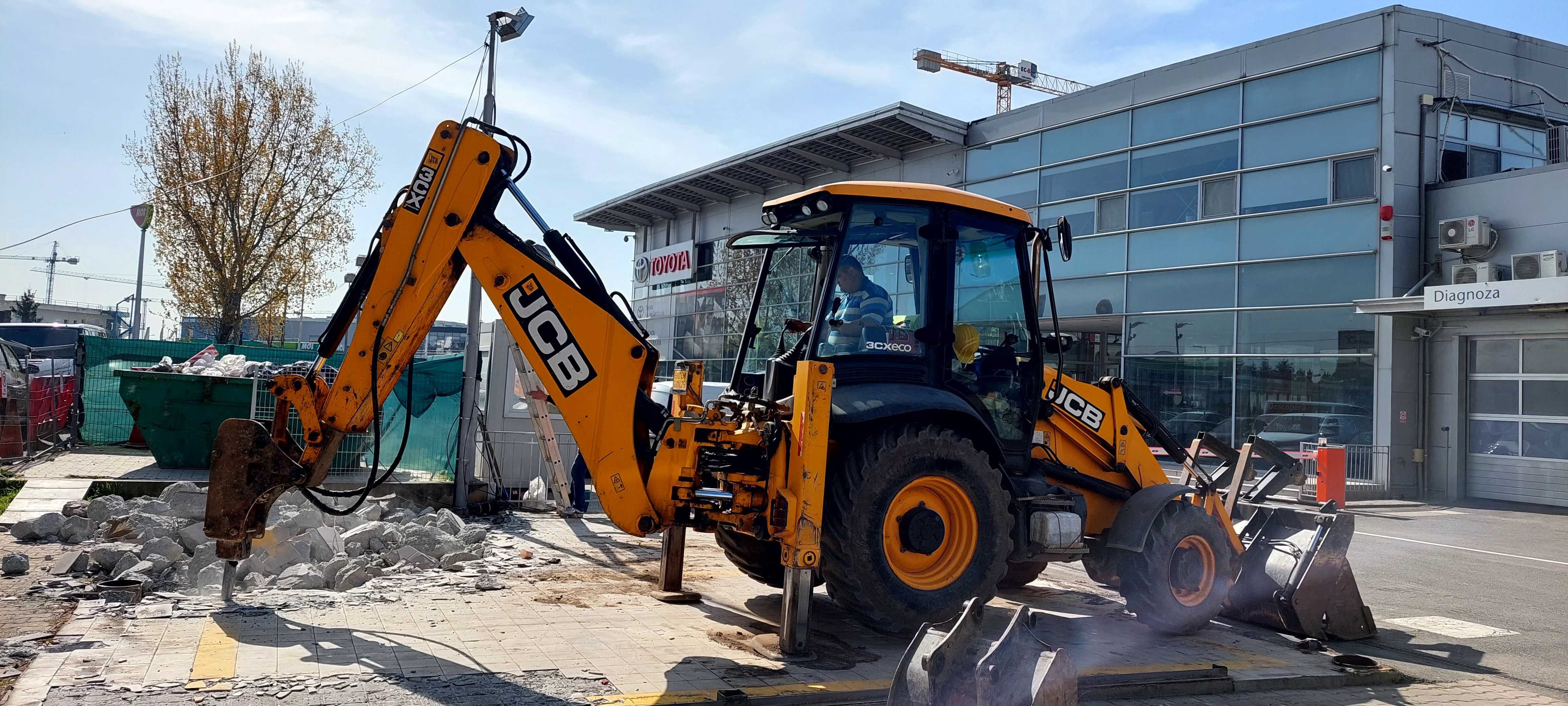 execut demolari , defrisari , fundatii cu buldoexcavatorul