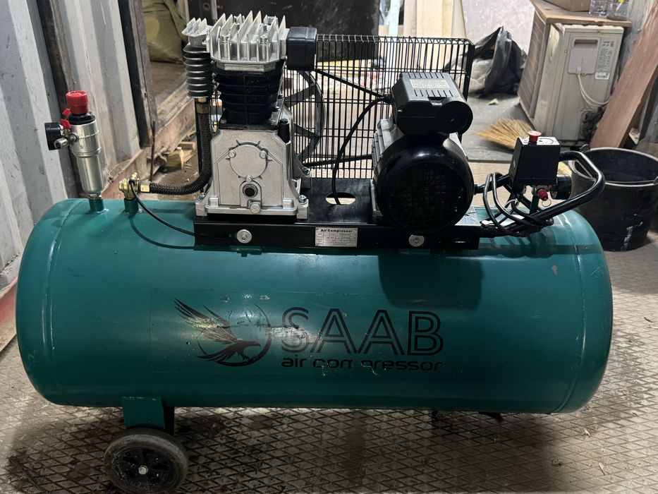 SAAB Компрессор 200л
