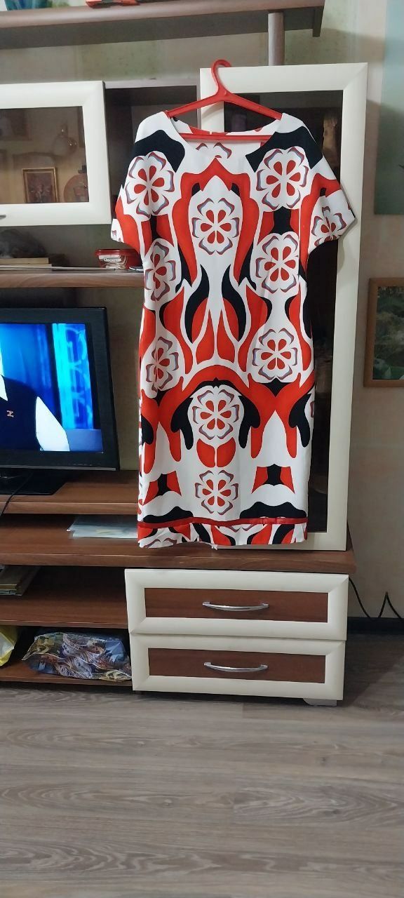Платья женские как новые