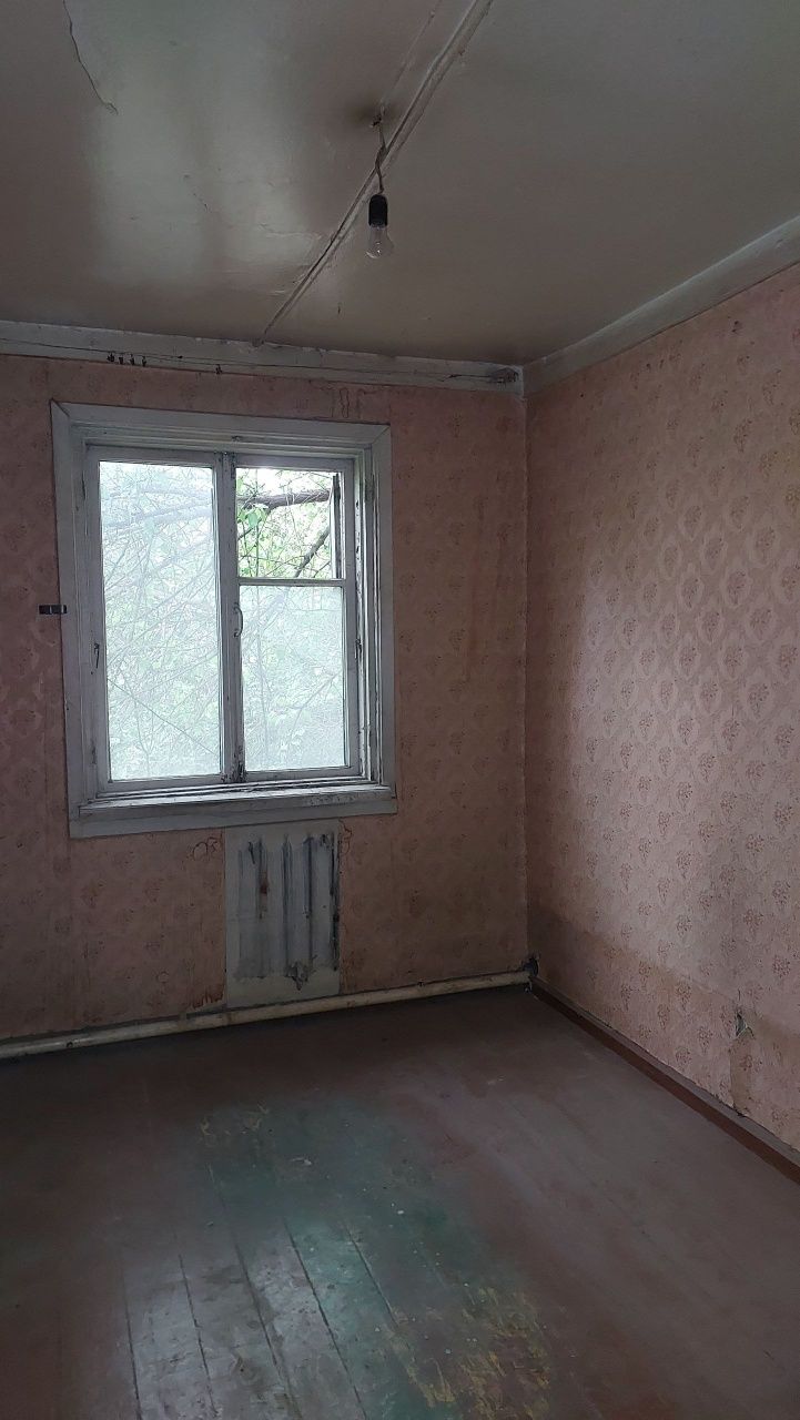 2 ком. квартира, 2/2/2 в Спутнике 9 (Сергели). Дом - дерево..