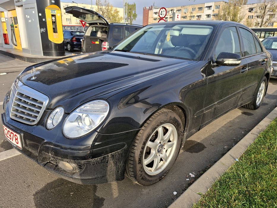 Mercedes benz e200 *w211 facelift * Germania.

E200 kompressor .model