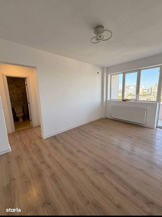 Brazdă, 2 camere, etaj 8/10, preț 93 000 euro  usor negociabil