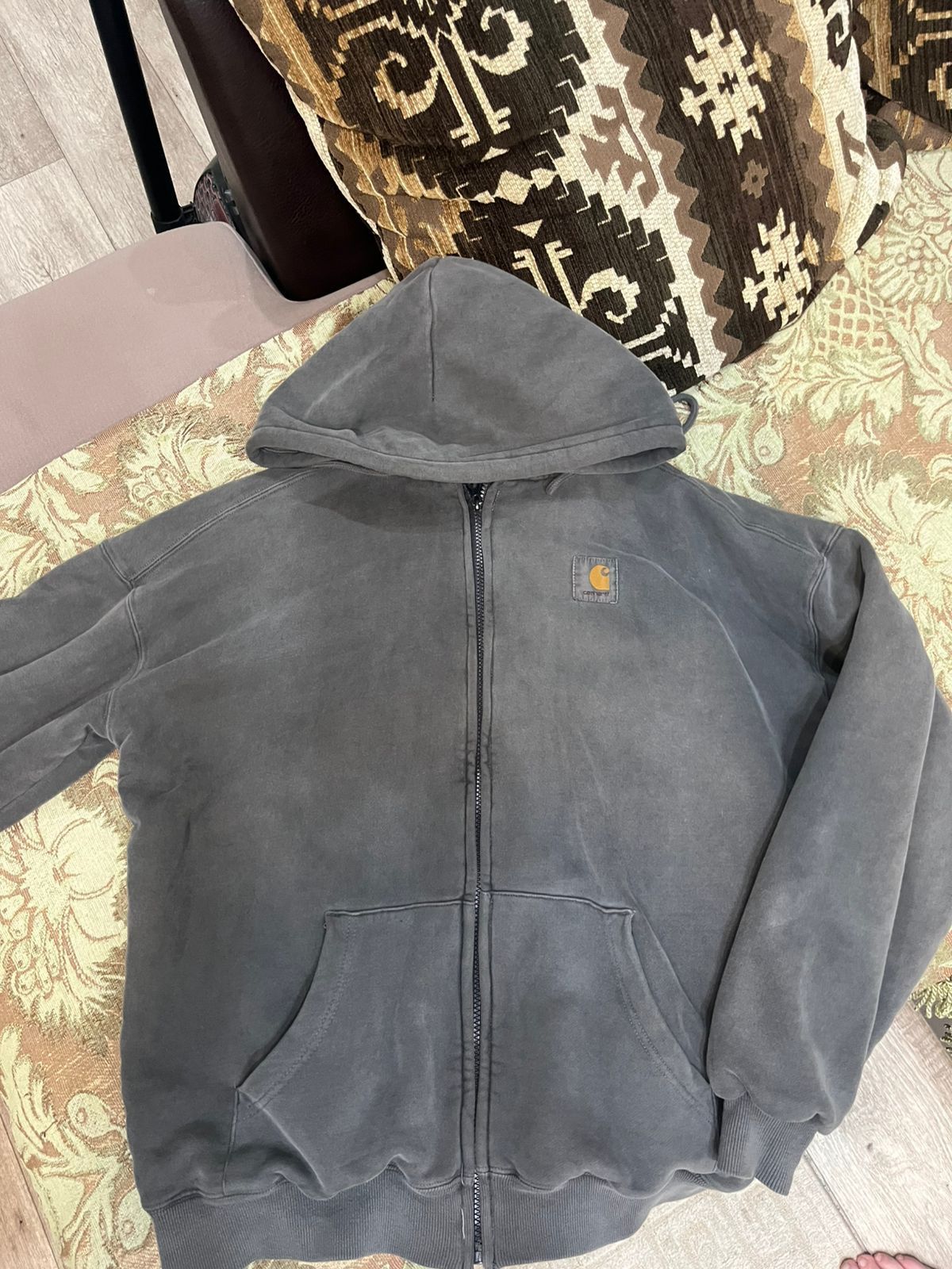 Продаю carhartt кофту