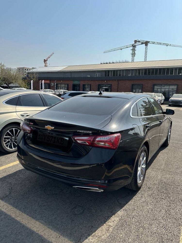 Malibu 2 premier  2022 yil 79.000 km prabeg kraska top toza