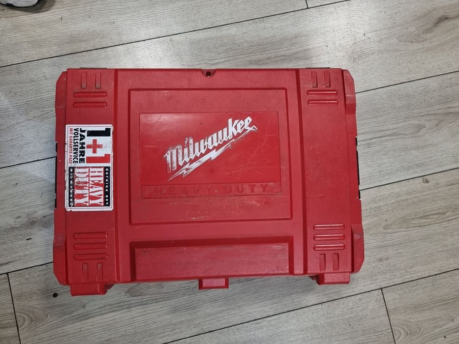 Amanet F28: Masina de gaurit cu percutie Milwaukee T-TEC 201