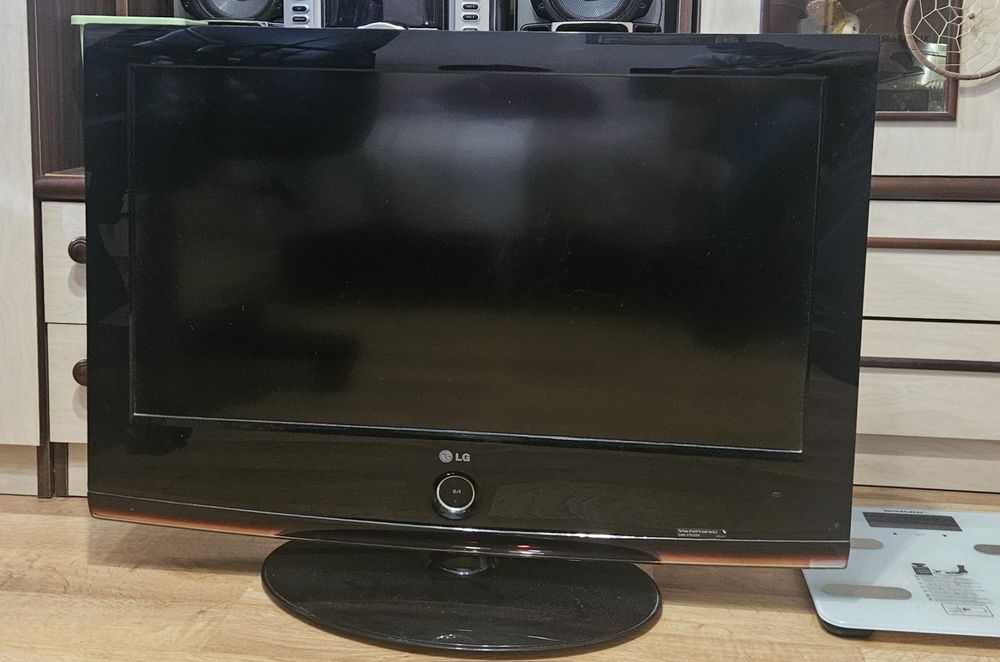телевизор LG 32Inch