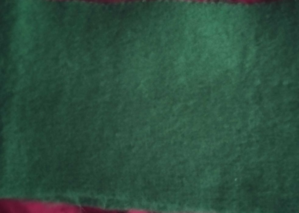 Мека шапка, ръкавици и шалчета