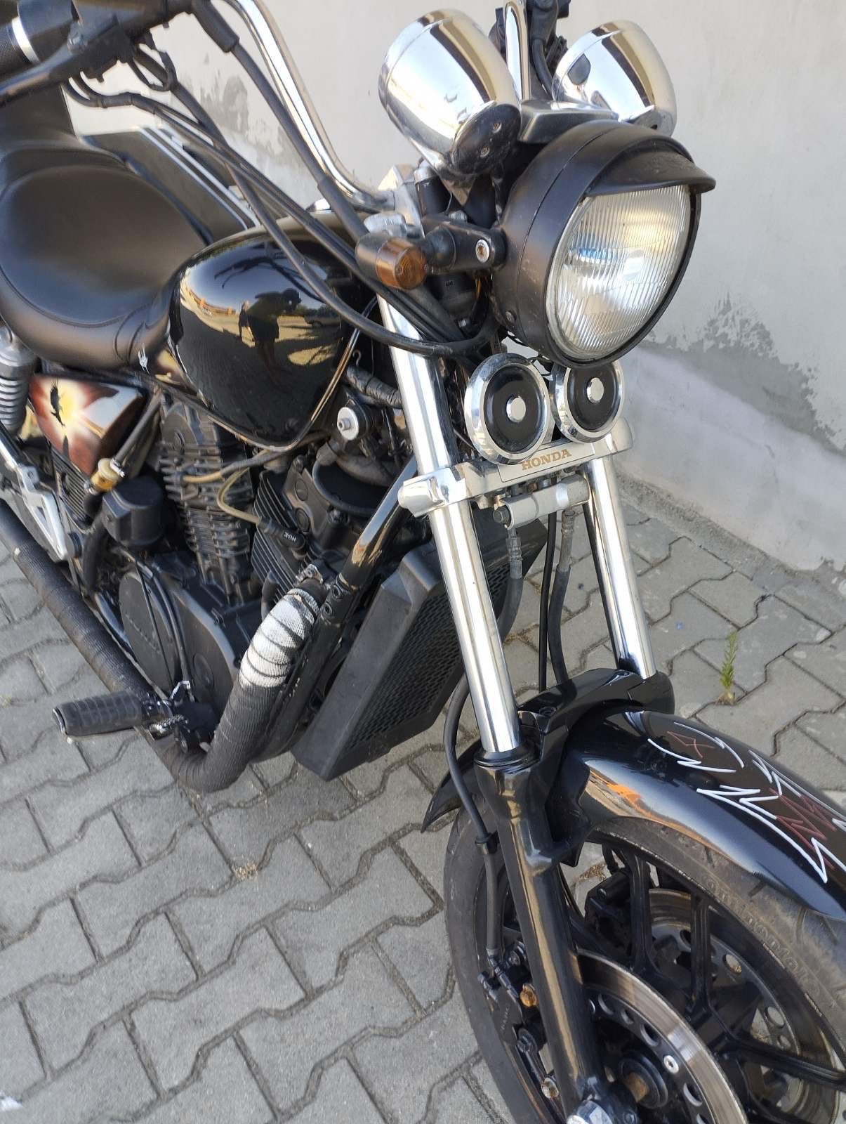 Honda Shadow 750