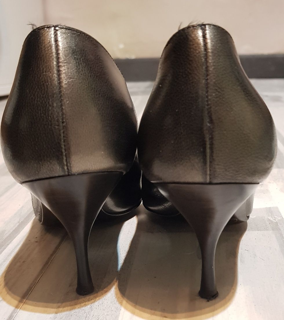 Pantofi Prada 37, piele naturală, produs original