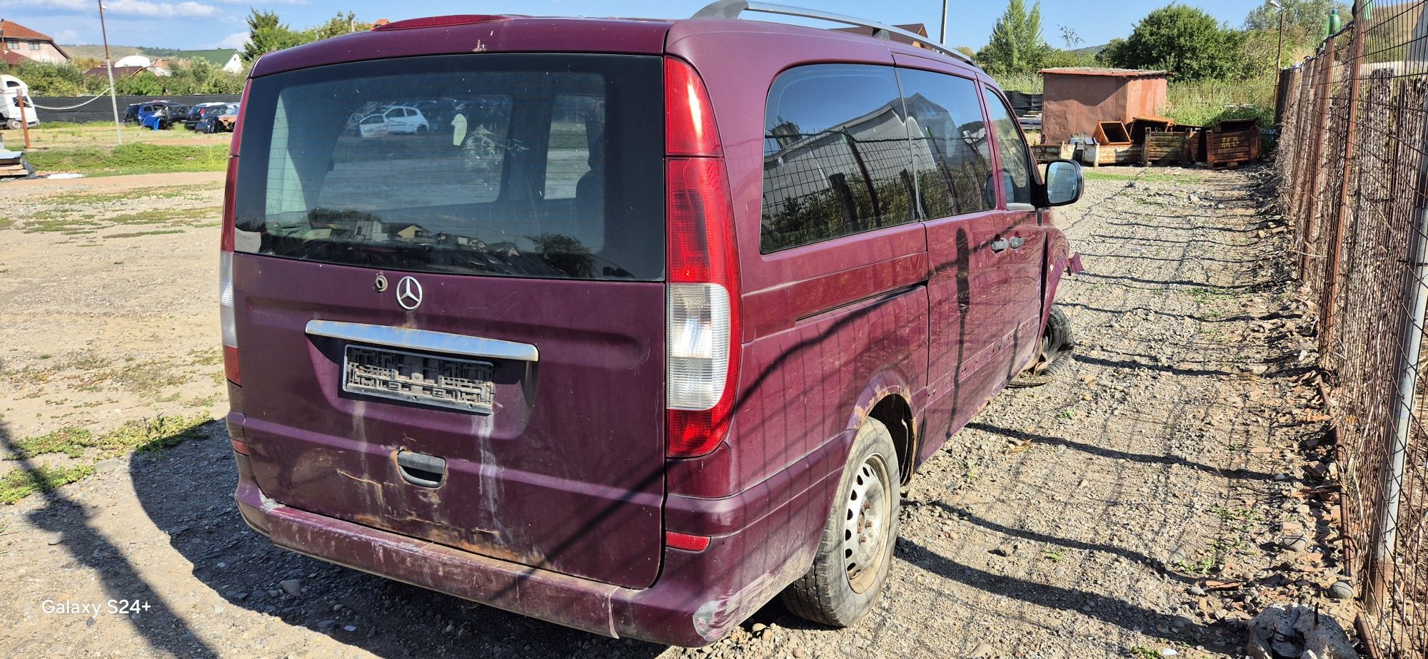 Dezmembram Mercedes Vito W639 2.2 CDI 2006