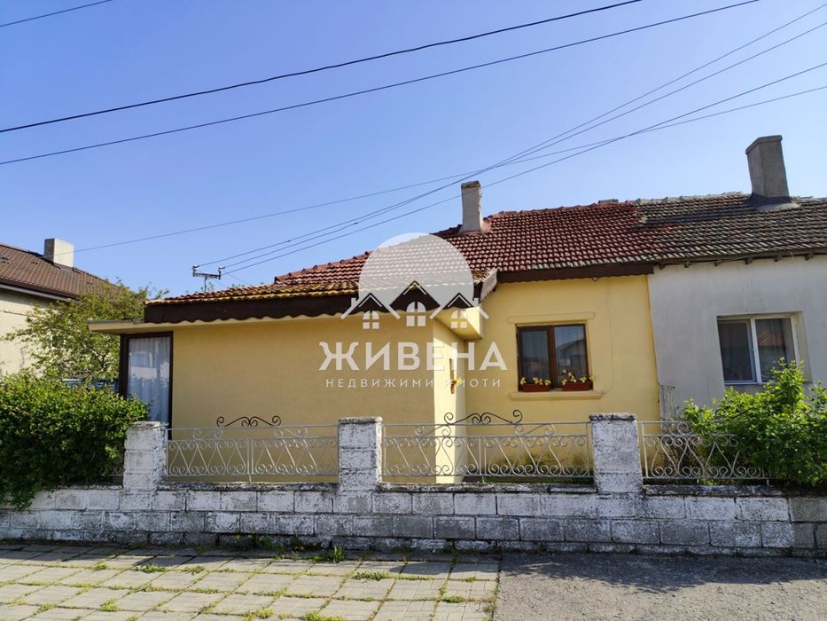 Продава къща в гр. Каварна, обл. Добрич