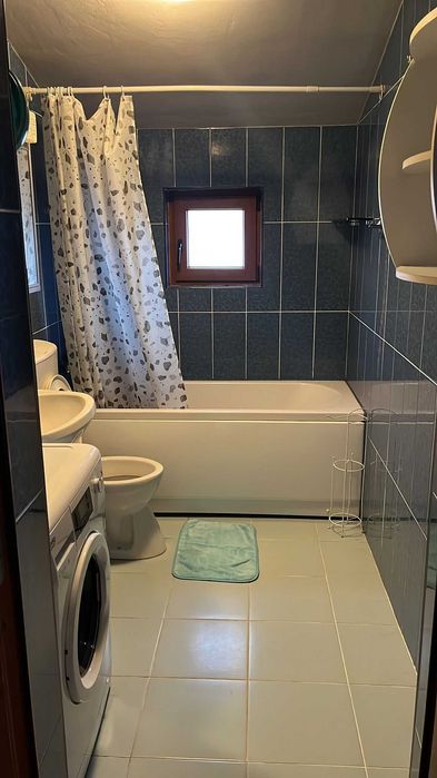 Proprietar ,inchiriez casa