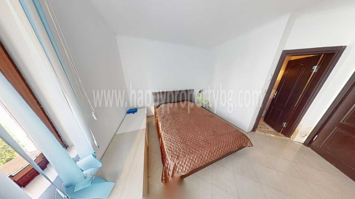 Продава се Тристаен апартамент в с. Кошарица, Област Бургас - 102 кв.м за 912 €/кв.м - Снимка #7