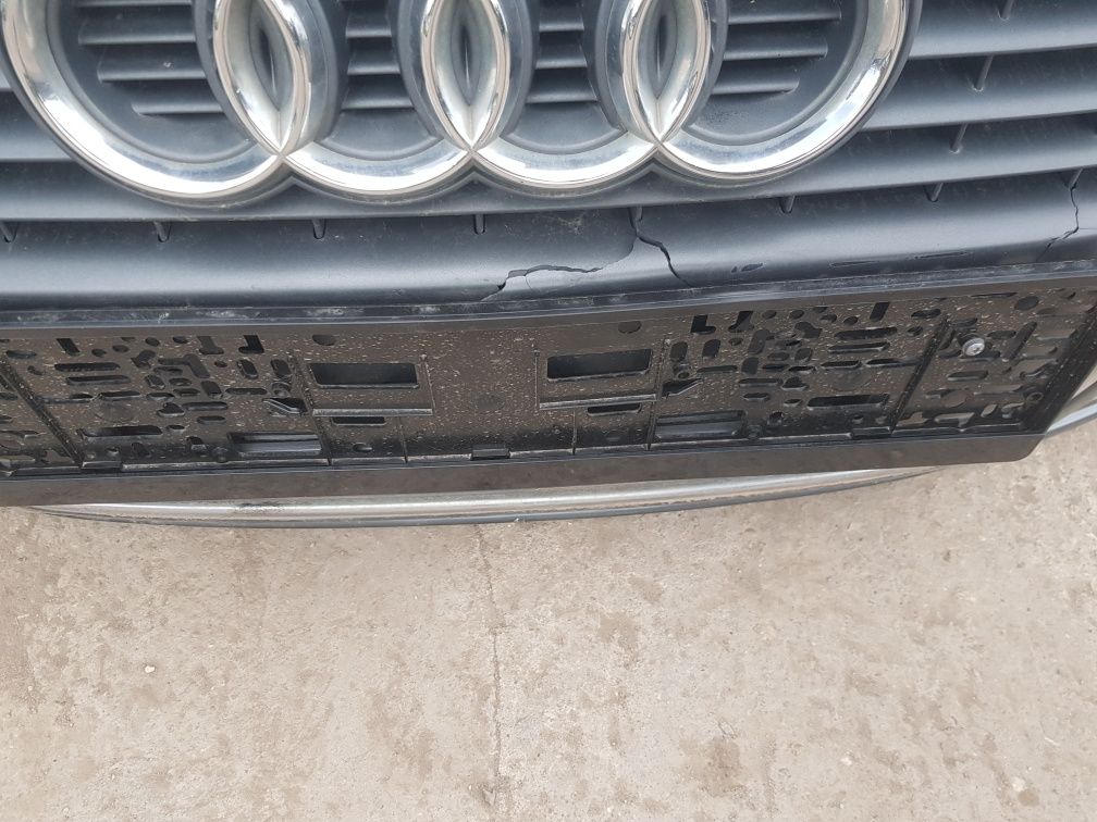 Оригинална предна броня  с маска Audi A4 B7 Ауди А4 Б7 Решетка
