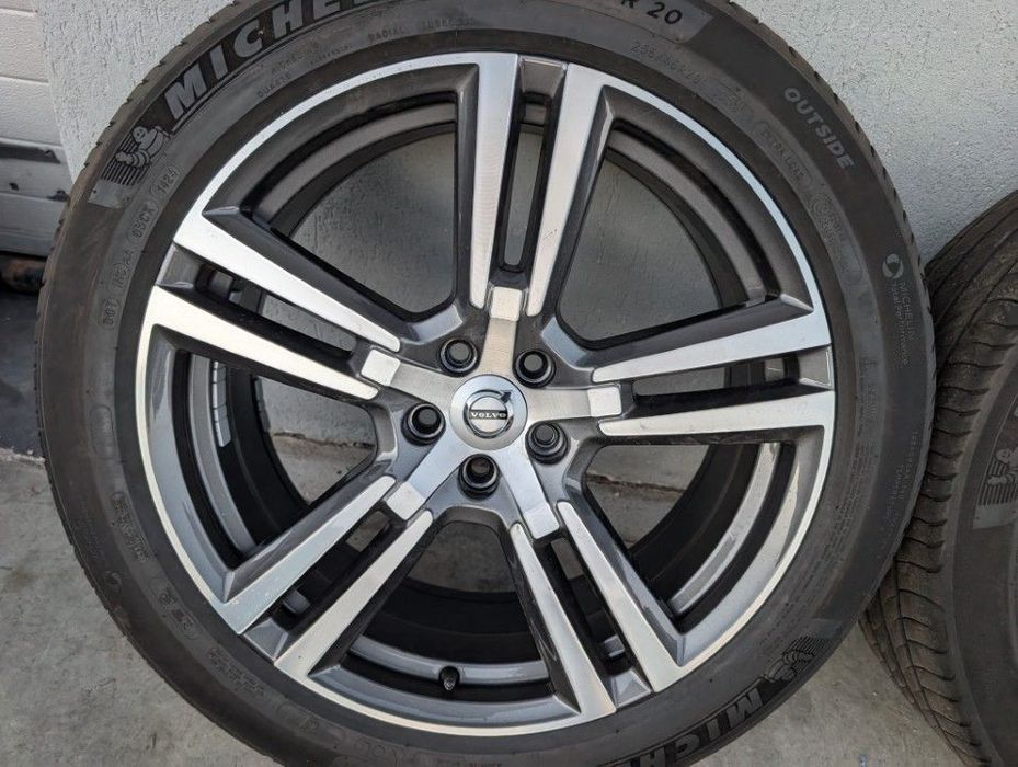 Jante 20" Volvo XC60 XC90 XC40 XC70 S90 V90 S60 V60 anvelope 255/45R20 Michelin 31680367