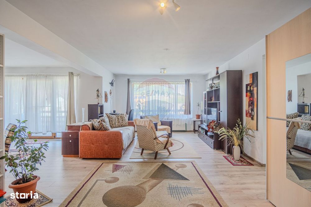 Casa de vanzare 7 camere | CURTE 953 mp | Colonia 1 Mai | COMISION 0 |