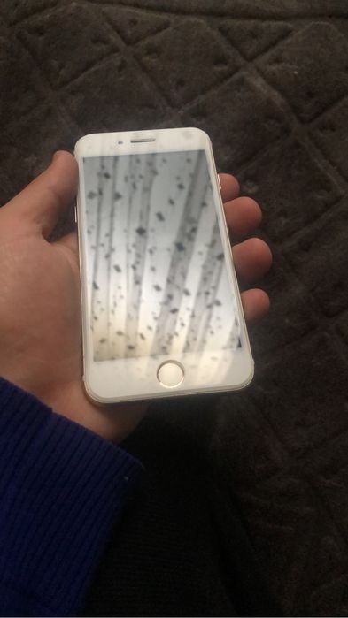 iPhone 7 32 gb.