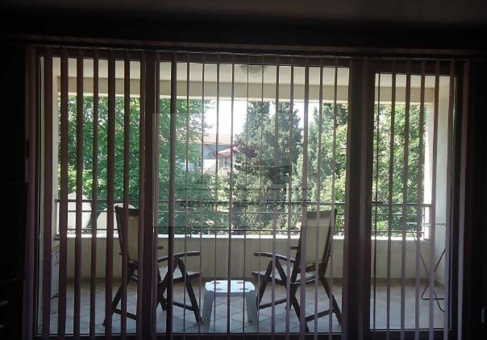 Дава се под наем Тристаен апартамент в Варна, Гръцка махала - 130 кв.м за 600 € - Снимка #5