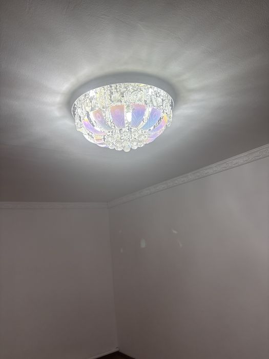 Люстра ссддададьаьаььаьаььаьь