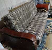 Продам мягкий диван раскладной.
