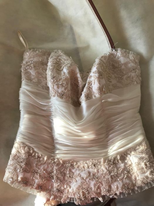 Rochie mireasa - corset si fusta