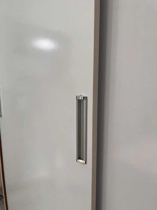 Продаётся шкаф-купе в отличном состоянии!