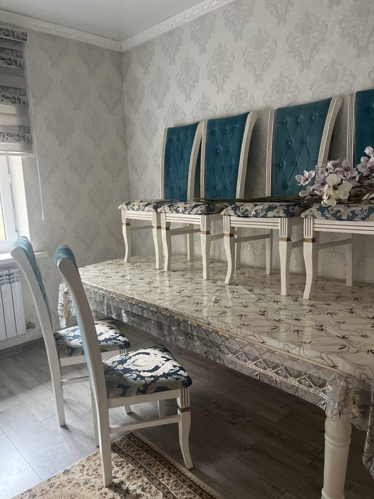 Стол стулья  состояние хорошее