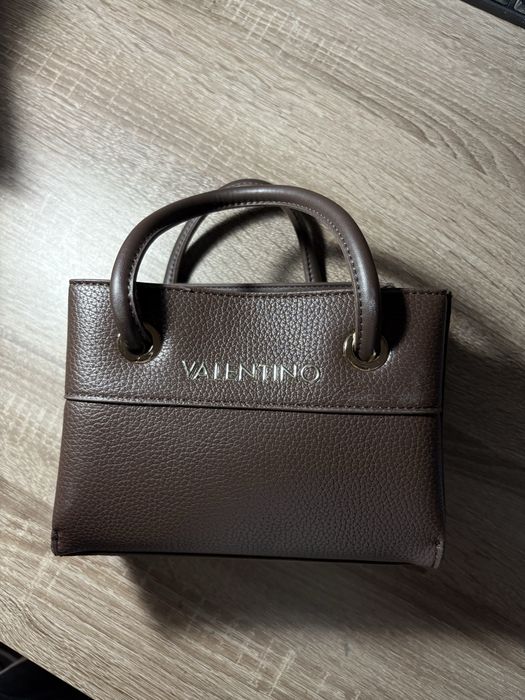 Чанта на Valentino