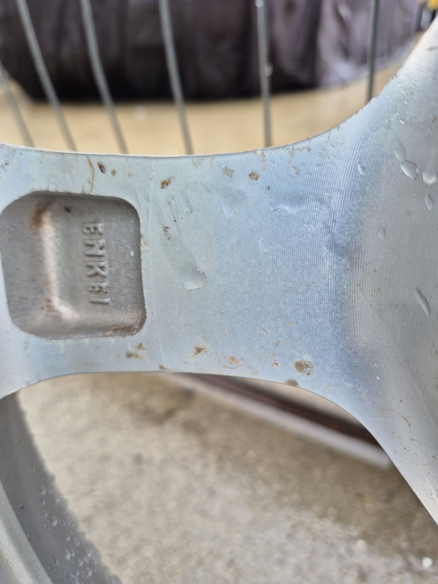 Джанти Enkei 15 цола, 4х100 , 6j , et45 , 195/60/15 Mazda  Toyota