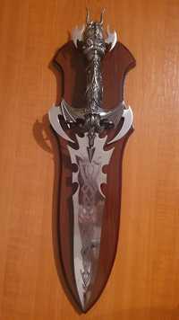 Cuțit de colecție Emblazon Knife